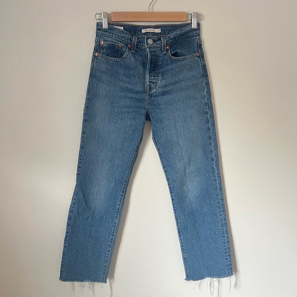 Levi’s Wedgie Straight Cropped Denim Jeans Size 25 - Picture 2 of 9